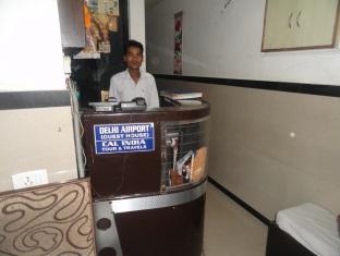 Hotel Delhi Airport Exterior photo